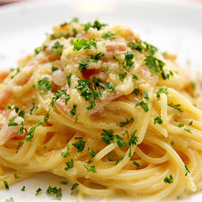 Spaghetti alla Carbonara · Faith Middleton's Food Schmooze