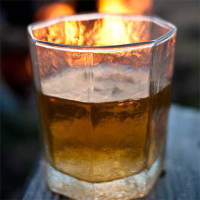 A Bourbon Cider Sipper for a Night in Front of the Fire · Faith Middleton's Food Schmooze