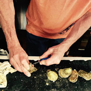 John Bertino_Oyster Club_how to shuck an oyster