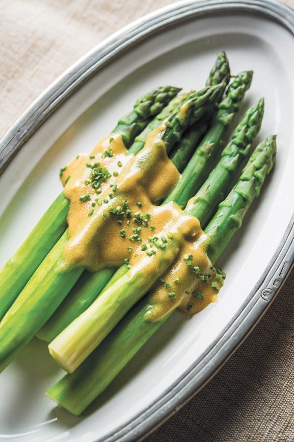 Perfectly Steamed Asparagus · Faith Middleton's Food Schmooze